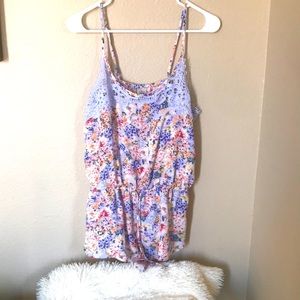 Floral short Romper size : M